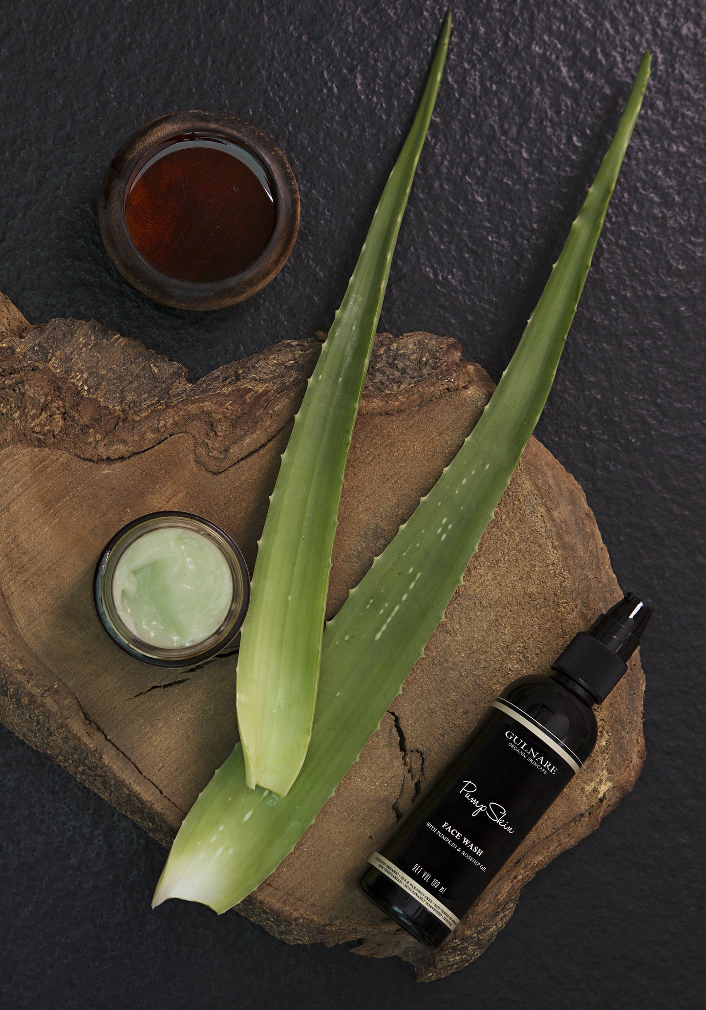 ESSENTIALS Face Care for Oily/Acne Prone Skin